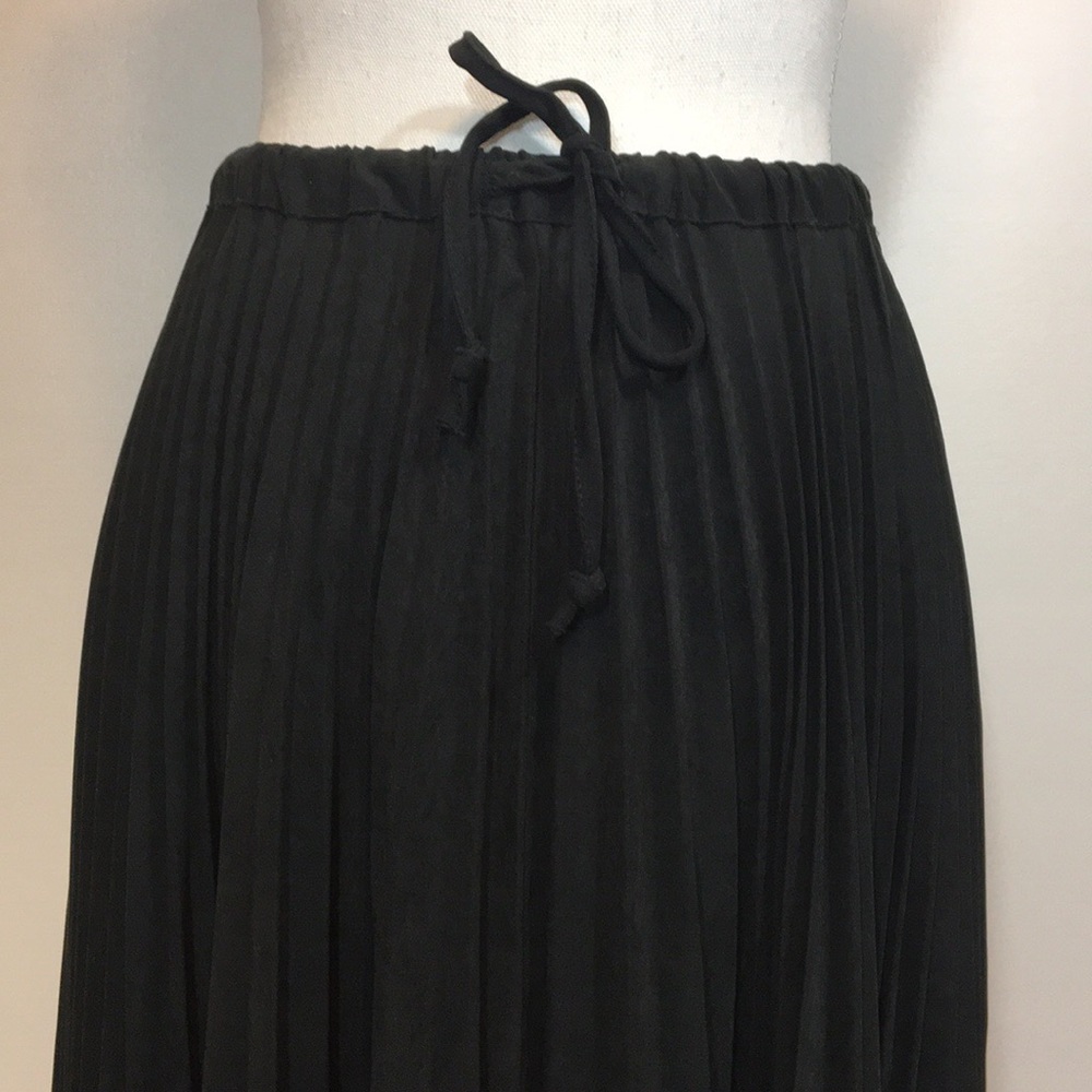 Black Faux Suede Accordion Pleat Skirt